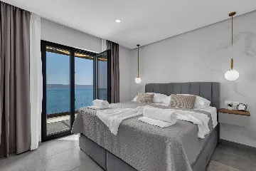 Contemporary Beach Villa With Pool in Omiš