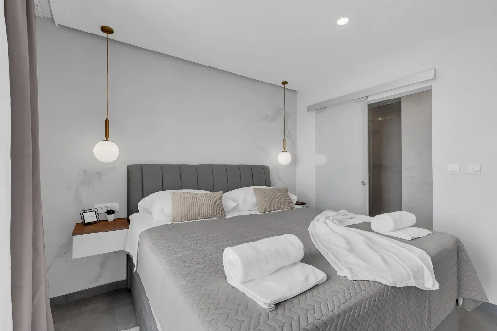 Contemporary Beach Villa With Pool in Omiš