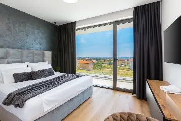 Seaside Retreat Villa with Spa and Infinity Pool Medulin