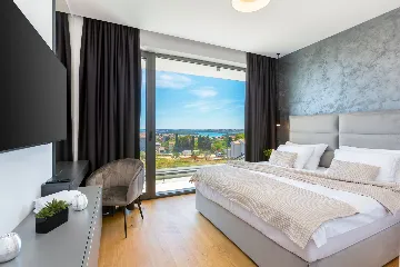 Seaside Retreat Villa with Spa and Infinity Pool Medulin