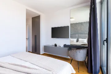 Seaside Retreat Villa with Spa and Infinity Pool Medulin