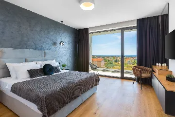 Seaside Retreat Villa with Spa and Infinity Pool Medulin