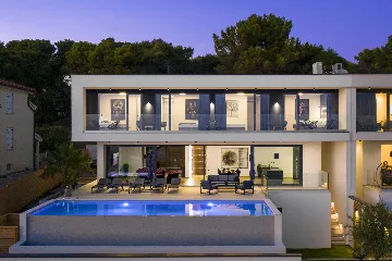 Seaside Retreat Villa with Spa and Infinity Pool Medulin