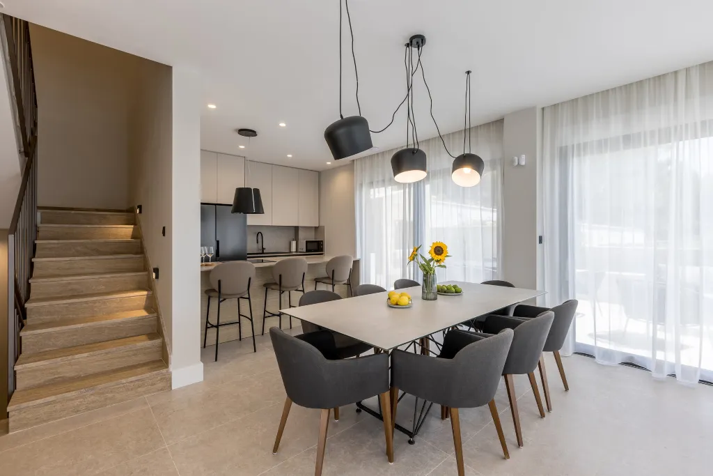 Seaside Villa with Heated Pool in Potomje