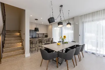 Seaside Villa with Heated Pool in Potomje