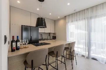 Seaside Villa with Heated Pool in Potomje