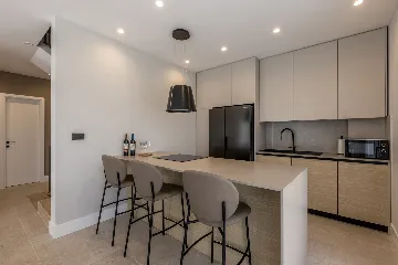 Seaside Villa with Heated Pool in Potomje