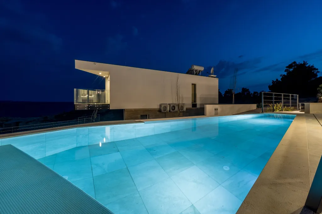 Seaside Villa with Heated Pool in Potomje
