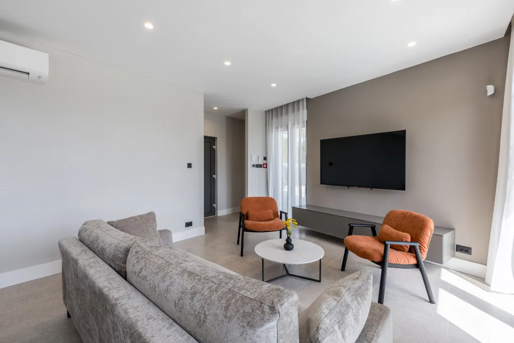 Seaside Retreat Villa with Pool, Potomje