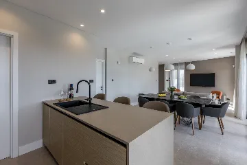 Seaside Retreat Villa with Pool, Potomje