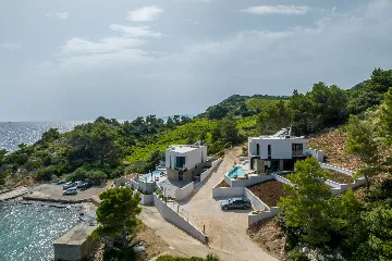 Seaside Retreat Villa with Pool, Potomje