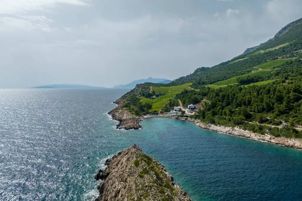 Seaside Retreat Villa with Pool, Potomje