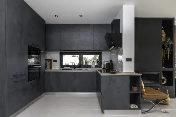 Contemporary Villa with Pool in Premantura