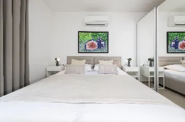 Modern Sea View Villa with Pool, Zaton