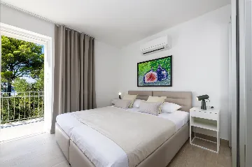 Modern Sea View Villa with Pool, Zaton