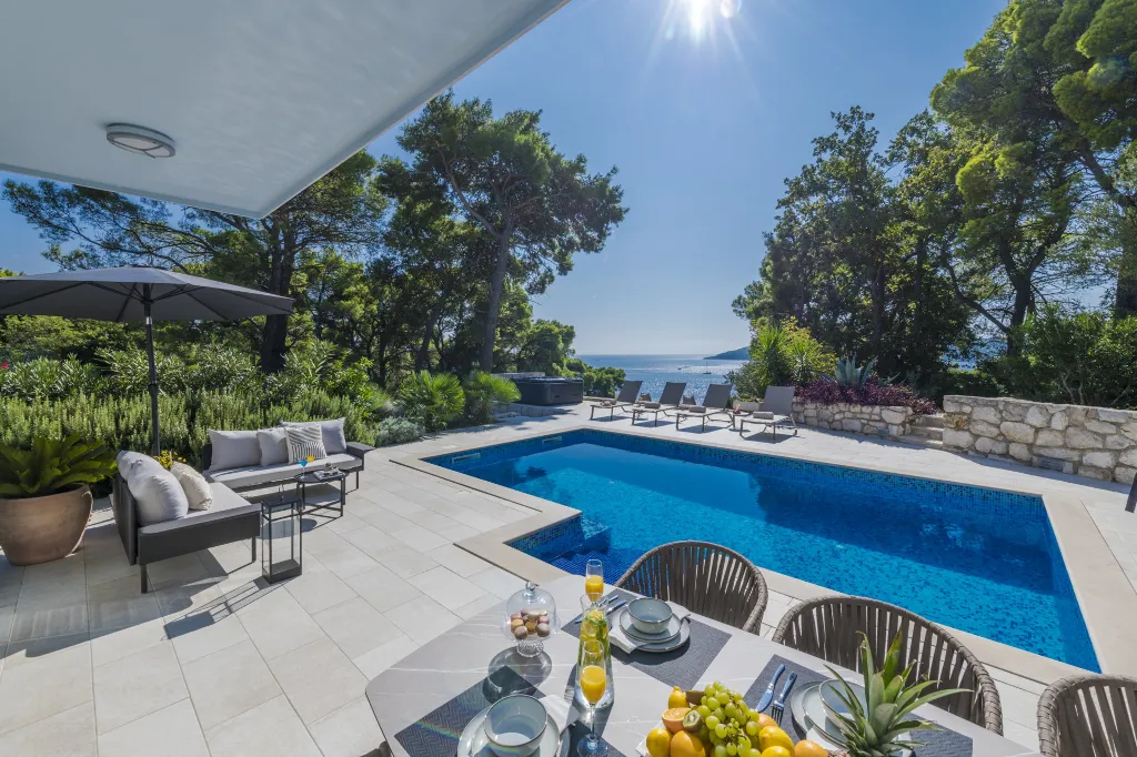 Modern Sea View Villa with Pool, Zaton
