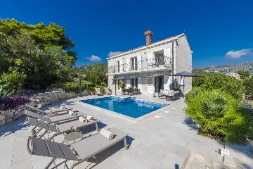 Modern Sea View Villa with Pool, Zaton