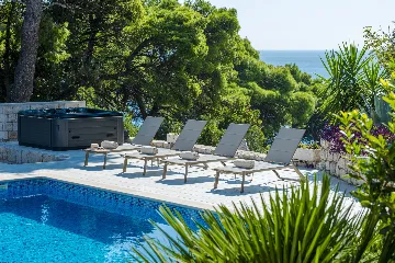 Modern Sea View Villa with Pool, Zaton