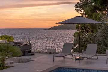 Modern Sea View Villa with Pool, Zaton