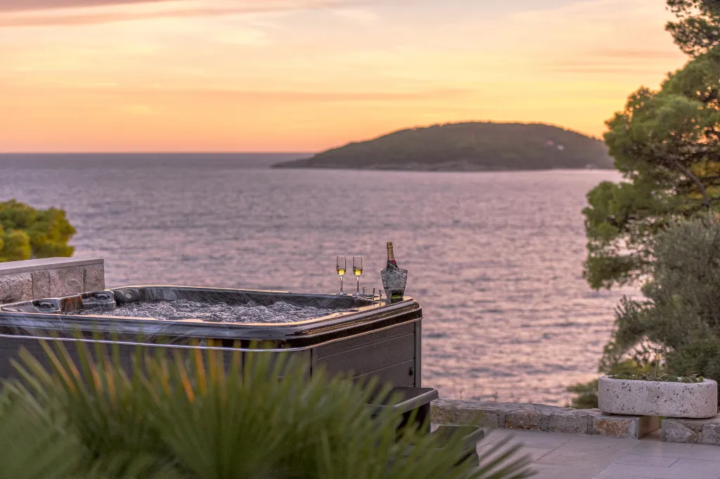 Modern Sea View Villa with Pool, Zaton