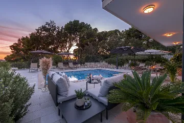 Modern Sea View Villa with Pool, Zaton