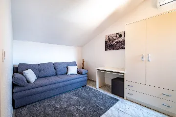 Contemporary Villa with Pool in Selca