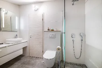 Contemporary Villa with Pool in Selca