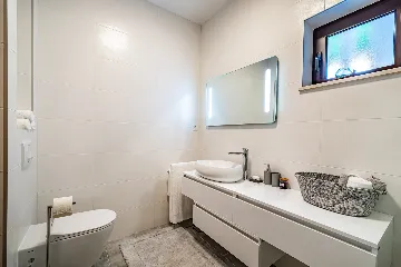 Contemporary Villa with Pool in Selca