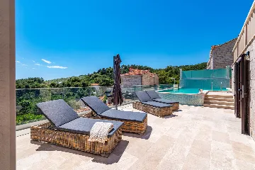 Contemporary Villa with Pool in Selca