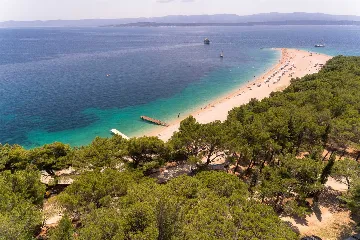 Seaside Family Villa with Pool in Bol