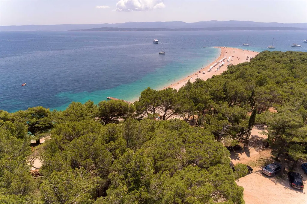 Seaside Family Villa with Pool in Bol