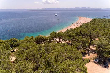 Seaside Family Villa with Pool in Bol