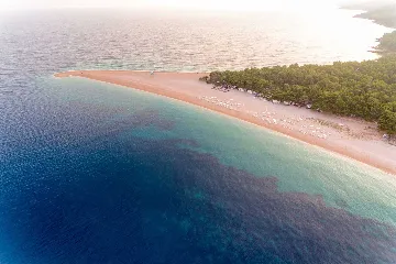 Seaside Family Villa with Pool in Bol