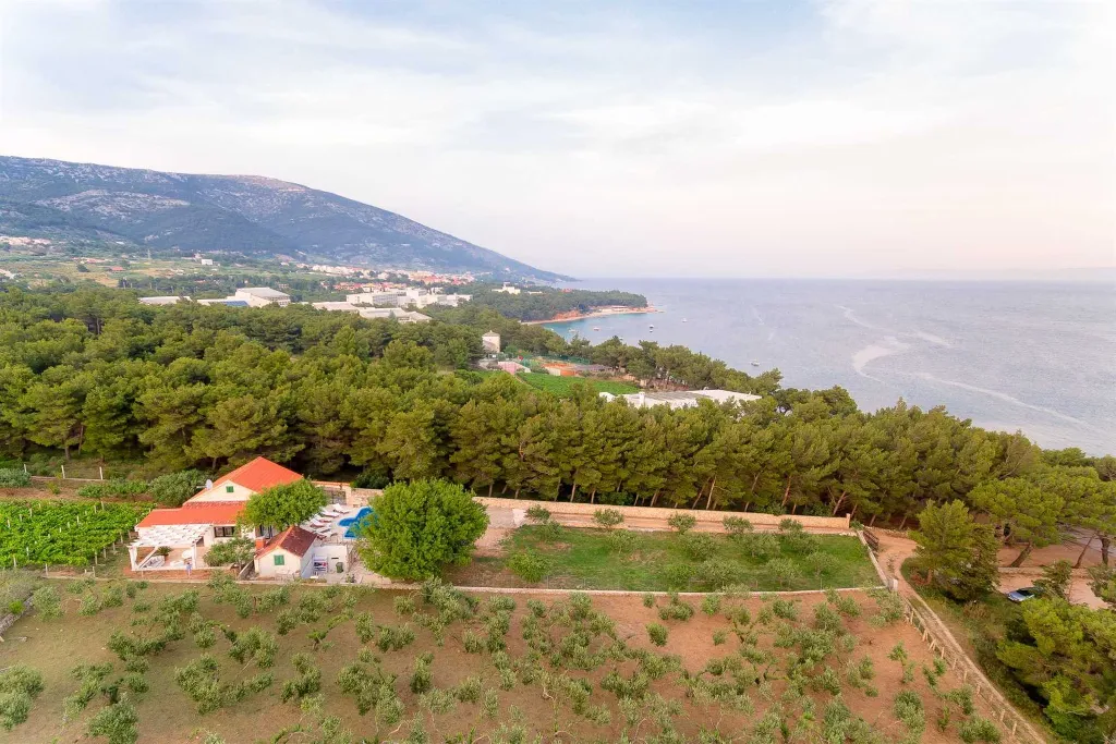 Seaside Family Villa with Pool in Bol
