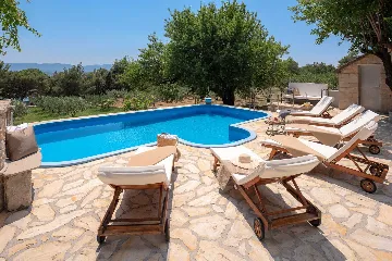 Seaside Family Villa with Pool in Bol