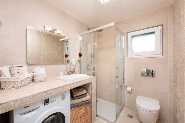 Seaside Family Villa with Pool in Bol