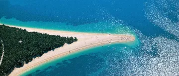 Seaside Family Villa with Pool in Bol