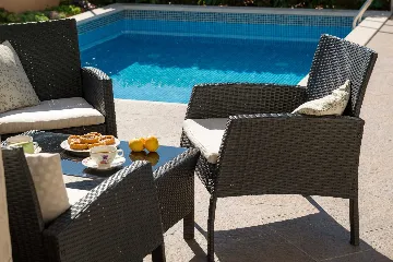 Seaside Villa Retreat with Pool, Bol