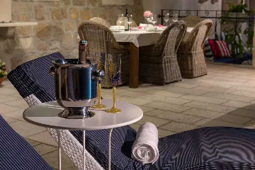 Family Villa with Pool and Sea View, Murvica