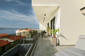 Modern Villa with Pool and Wellness in Stanići