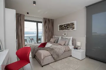 Modern Villa with Pool and Wellness in Stanići