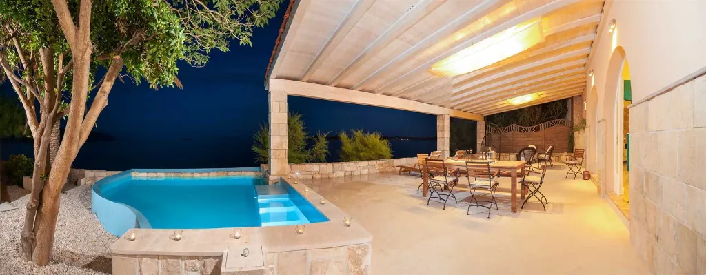 Seaside Villa Retreat with Pool in Orebić
