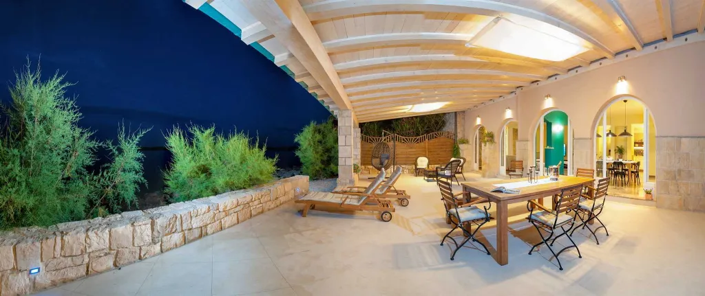 Seaside Villa Retreat with Pool in Orebić
