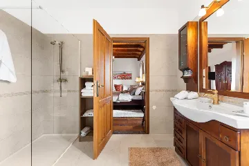 Contemporary Villa Retreat with Pool in Sovinjska Brda