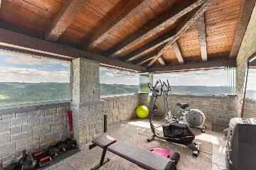 Contemporary Villa Retreat with Pool in Sovinjska Brda