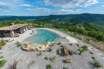 Contemporary Villa Retreat with Pool in Sovinjska Brda