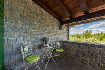 Contemporary Villa Retreat with Pool in Sovinjska Brda