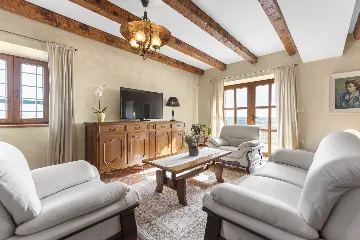 Contemporary Villa Retreat with Pool in Sovinjska Brda