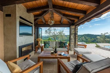 Contemporary Villa Retreat with Pool in Sovinjska Brda