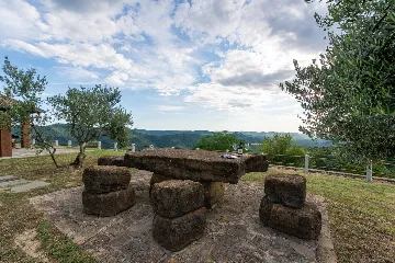 Contemporary Villa Retreat with Pool in Sovinjska Brda